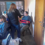 Seguimos tejiendo para abrigar a los más necesitados. 4